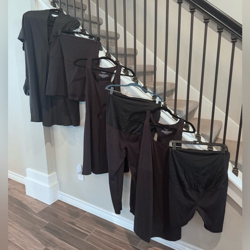 Ingrid & Isabel Maternity Lot - workout
